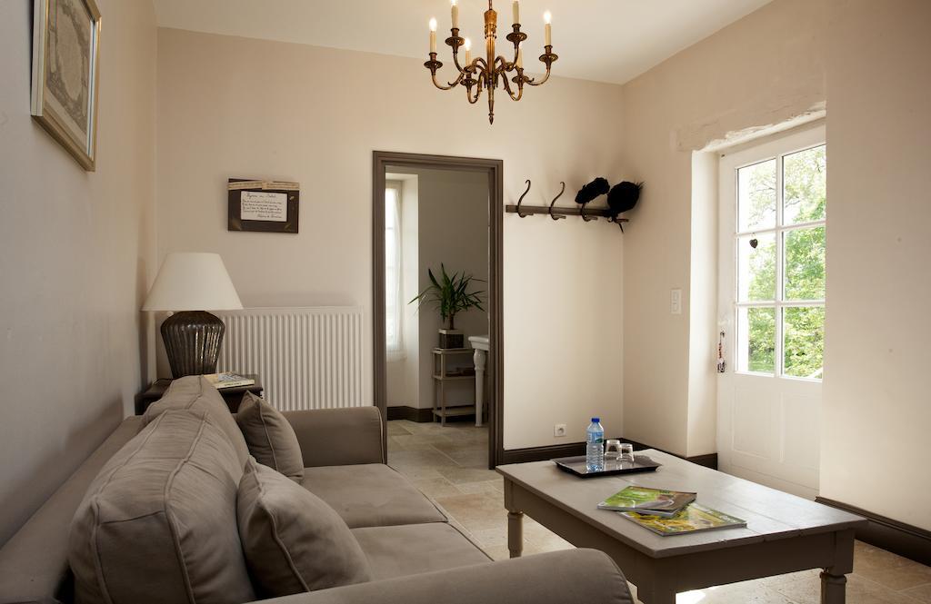 Couette-café Maison D Hotes De Charme Les Bruhasses Campagne Parc De 3 Ha Vignoble Familial Armagnac 2*
